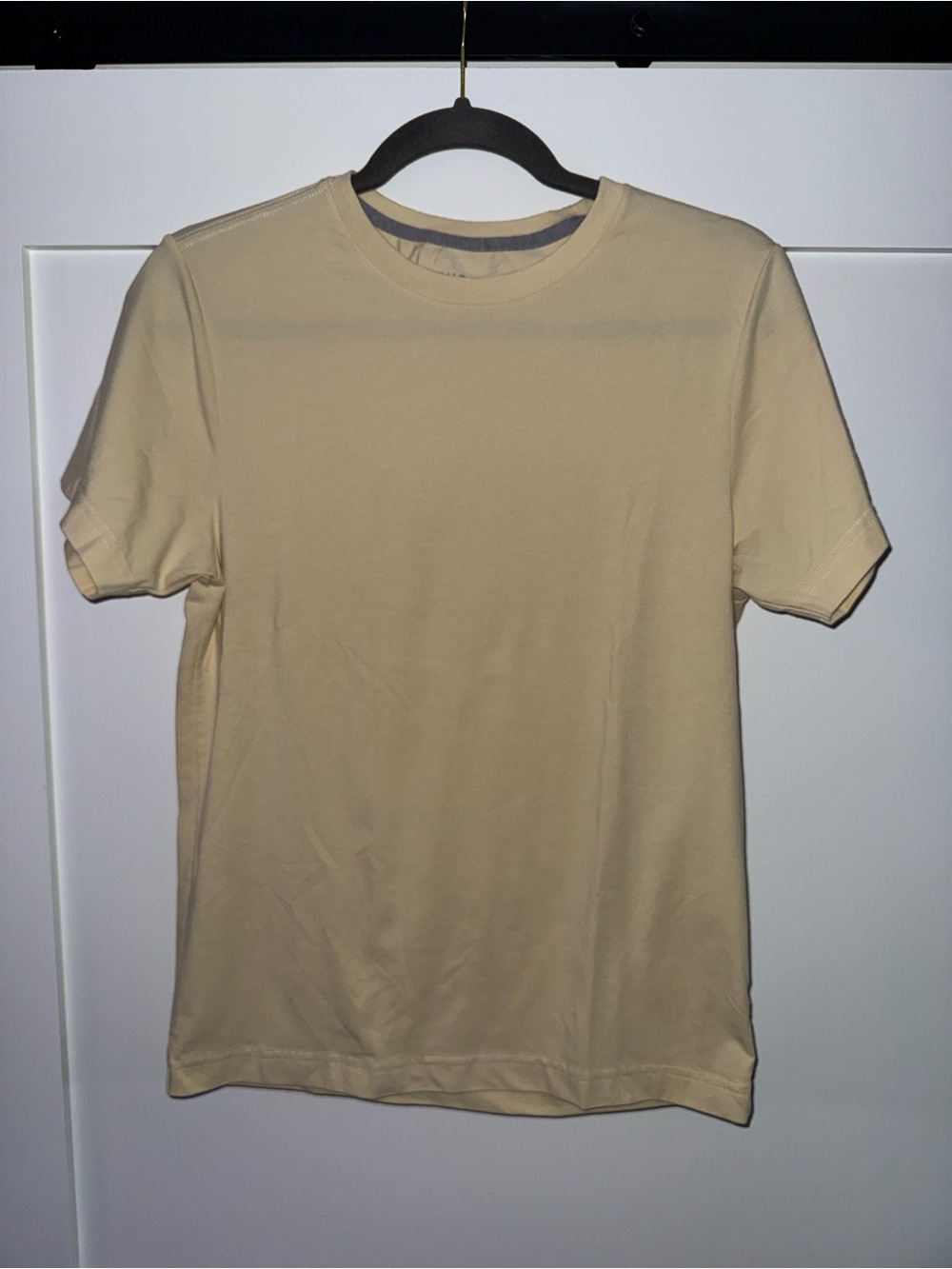 RHONE Men's Short Sleeve Crew Tee in Light Beige/yellow
